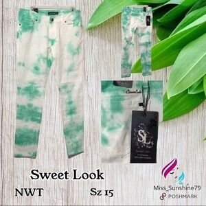 Sweet Look NWT - Sz 15 - green white dye jeans 😎
